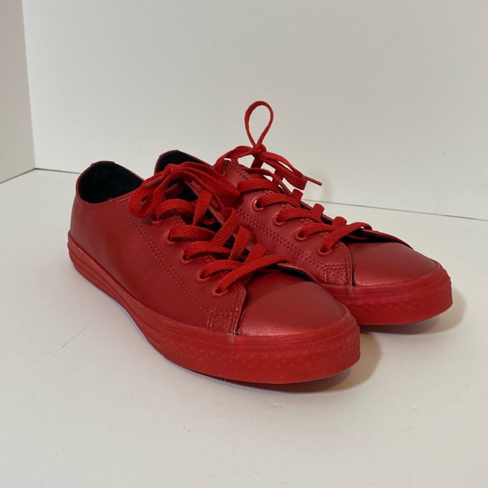 Converse Low Chowk Taylor's Metallic Red Vegan Leather Womens 7 EU 38.5 UK 6